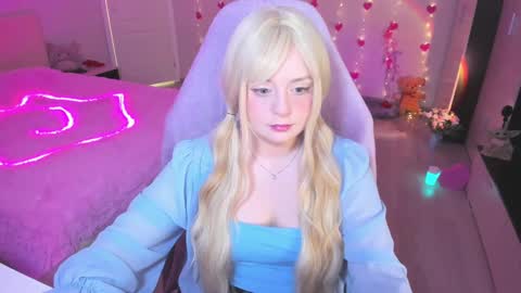 Snapshot of exhoneyangel chatting on March 11, 2025, 8:41 am  Amy  online show from March 11, 2025, 8:41 am