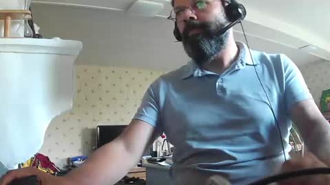 Gio online show from December 7, 2024, 3:19 pm