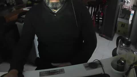 Gio online show from January 6, 2025, 4:44 pm