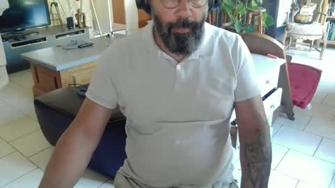 Snapshot of exibdevil chatting on May 31, 2026, 4:25 pm Gio online show from May 31, 2026, 4:25 pm