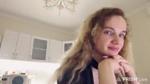 Snapshot of eximi chatting on February 18, 2026, 9:33 pm eximi online show from February 18, 2026, 9:33 pm