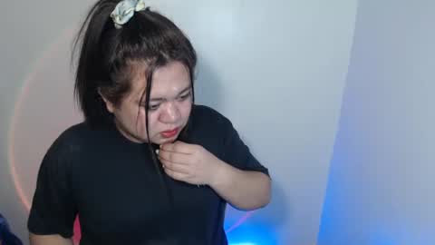 Snapshot of exoticpinayx chatting on January 21, 2025, 1:18 am SHANTAL MARIE online show from January 21, 2025, 1:18 am