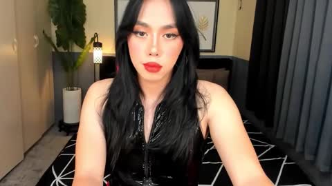 Snapshot of expensivec4ndy chatting on September 26, 2025, 8:07 am Suki online show from September 26, 2025, 8:07 am