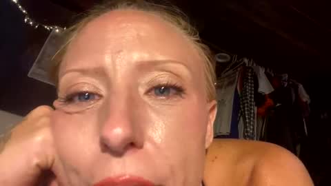 Snapshot of extacy5150 chatting on September 9, 2025, 6:46 am extacy5150 online show from September 9, 2025, 6:46 am