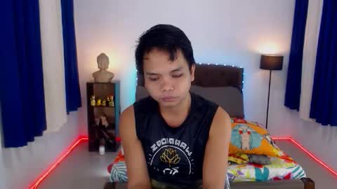 JOHNDAVE online show from November 17, 2025, 2:01 pm