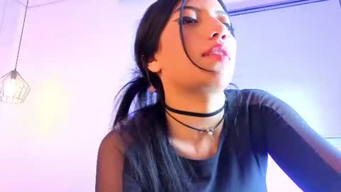 Snapshot of ey_im_simone_ chatting on June 13, 2026, 12:47 pm online show from June 13, 2026, 12:47 pm