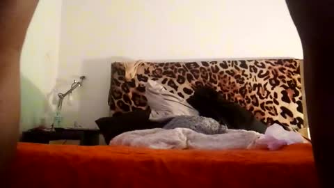 eyelyke2kream online show from January 11, 2025, 6:23 pm