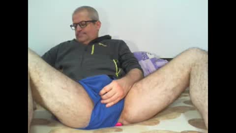 Snapshot of eyes12 chatting on April 27, 2026, 5:27 am GEORGE online show from April 27, 2026, 5:27 am
