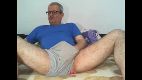 Snapshot of eyes12 chatting on May 17, 2026, 3:59 am GEORGE online show from May 17, 2026, 3:59 am