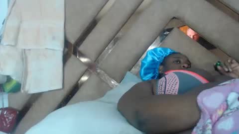 eyshaexotii online show from February 10, 2026, 7:18 pm