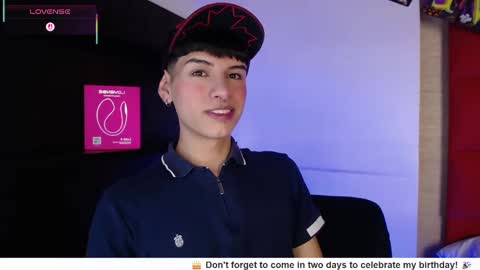 Snapshot of ezra_storm chatting on October 9, 2025, 4:54 am Juan online show from October 9, 2025, 4:54 am