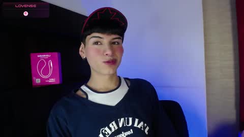 Snapshot of ezra_storm chatting on October 19, 2025, 4:57 am Juan online show from October 19, 2025, 4:57 am