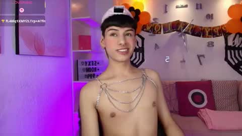 Snapshot of ezra_storm chatting on October 23, 2025, 6:13 am Juan online show from October 23, 2025, 6:13 am