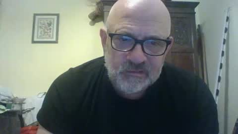 f1zzeek online show from April 1, 2026, 10:18 pm