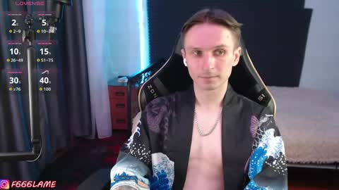 F666LAME online show from April 15, 2026, 1:23 am