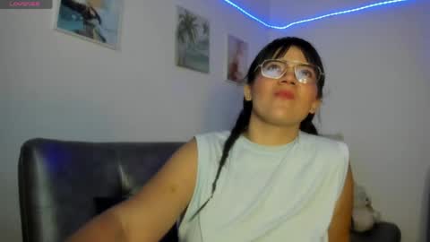 camila online show from May 25, 2026, 8:37 pm