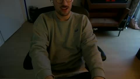 Call me bitch online show from January 14, 2026, 3:17 pm