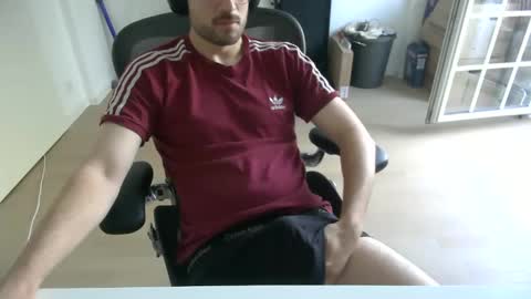 Snapshot of fabian_196 chatting on May 26, 2026, 5:03 am Call me bitch online show from May 26, 2026, 5:03 am