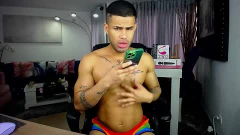 Fabian online show from October 11, 2025, 2:37 pm