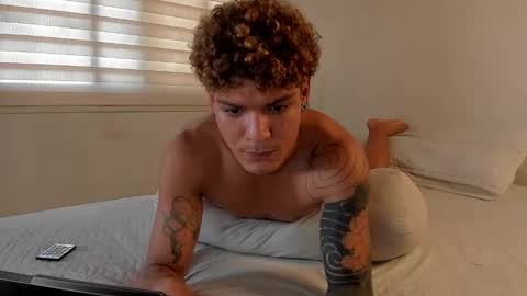 Snapshot of fabrizio_amery chatting on December 28, 2024, 8:25 pm -  A N D E R online show from December 28, 2024, 8:25 pm