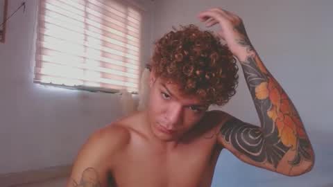 Snapshot of fabrizio_amery chatting on January 11, 2025, 1:11 pm -  A N D E R online show from January 11, 2025, 1:11 pm