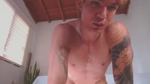 Snapshot of fabrizio_amery chatting on March 5, 2025, 9:48 pm -  A N D E R online show from March 5, 2025, 9:48 pm