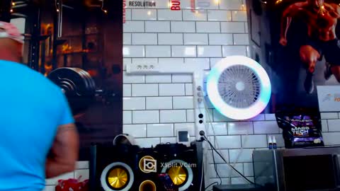 fabxxxl online show from December 17, 2024, 3:28 pm