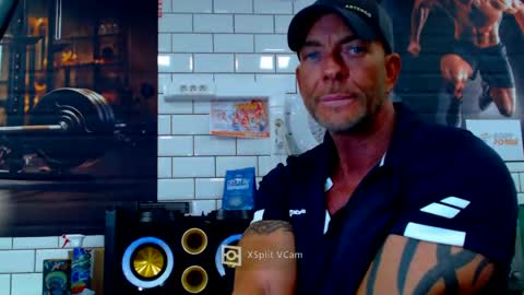 fabxxxl online show from March 1, 2025, 3:49 pm