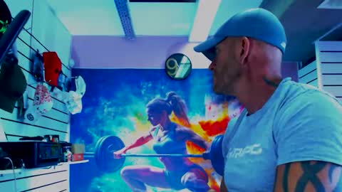 fabxxxl online show from October 18, 2025, 9:10 am