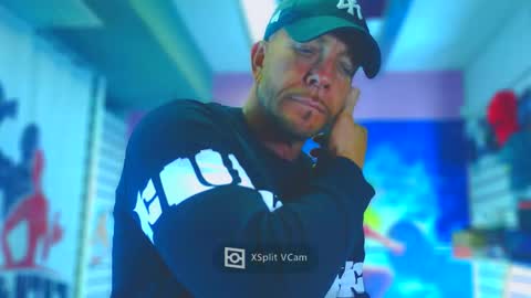 fabxxxl online show from November 25, 2025, 8:14 am