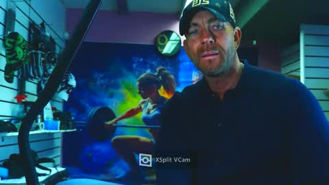 fabxxxl online show from March 12, 2026, 8:09 am