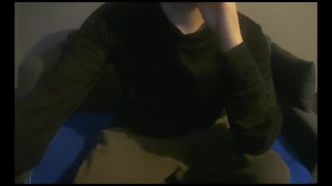 FacelessEscape online show from April 14, 2026, 11:27 am