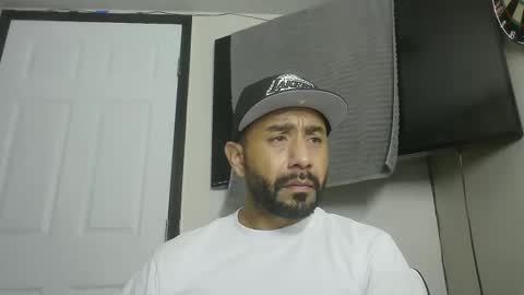 Mark online show from November 3, 2025, 9:10 am