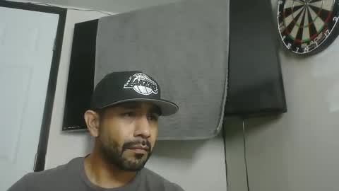 Mark online show from November 11, 2025, 8:47 am