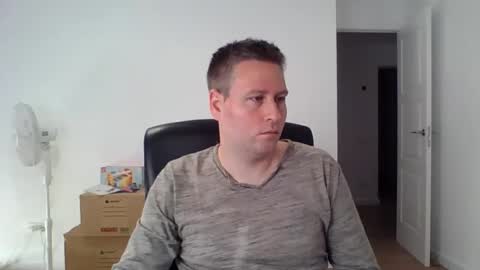 faer_087 online show from November 17, 2025, 8:53 am