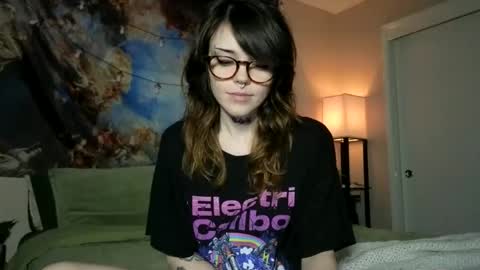 Faerie 3 online show from February 14, 2025, 2:39 am