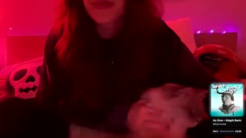 Faewildz online show from November 12, 2025, 4:13 am