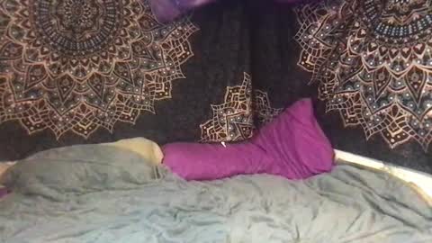 Fae online show from December 10, 2024, 11:00 am