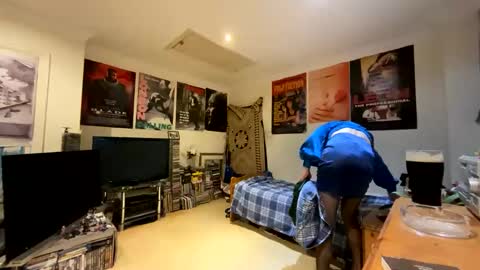 fagboysissy online show from October 29, 2025, 4:53 pm