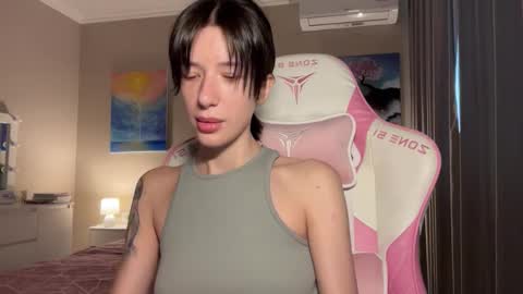 Snapshot of fairy_bloomix chatting on September 17, 2025, 11:56 am Bloom online show from September 17, 2025, 11:56 am