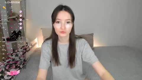 Snapshot of fairy_m00n chatting on March 3, 2025, 2:47 am Kate online show from March 3, 2025, 2:47 am