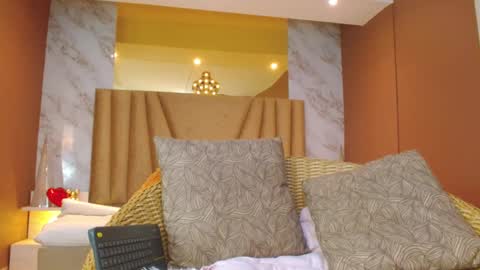 FAIRY online show from October 4, 2025, 8:40 pm