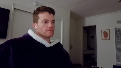 Travis online show from March 9, 2025, 7:56 am