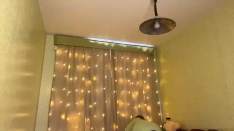 Ilona online show from December 20, 2024, 9:32 am