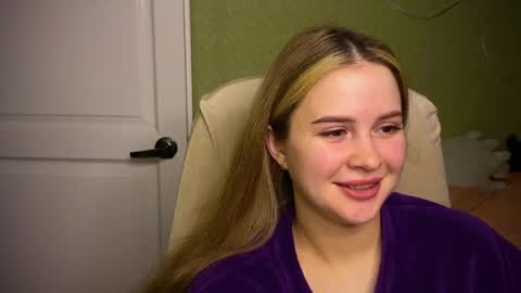 Snapshot of fairyilona chatting on April 11, 2026, 4:44 pm Ilona online show from April 11, 2026, 4:44 pm