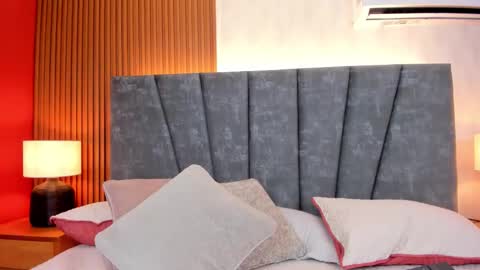  Leila.... online show from November 7, 2025, 1:00 pm