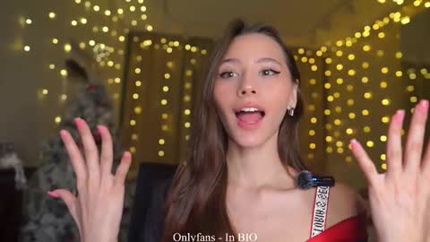 Kaori online show from December 20, 2025, 7:21 pm