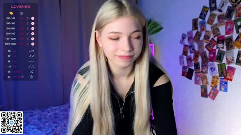 Snapshot of falinegelling chatting on February 9, 2025, 4:14 am Emilia online show from February 9, 2025, 4:14 am