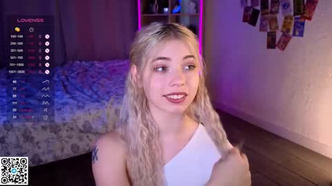 Snapshot of falinegelling chatting on February 23, 2025, 10:28 am Emilia online show from February 23, 2025, 10:28 am