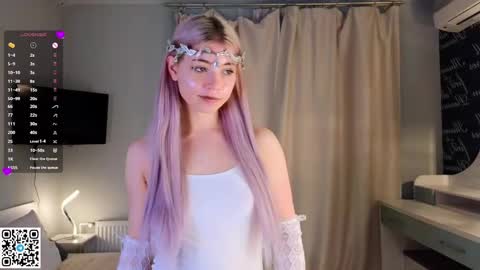 Snapshot of falinegelling chatting on March 2, 2025, 4:07 am Emilia online show from March 2, 2025, 4:07 am